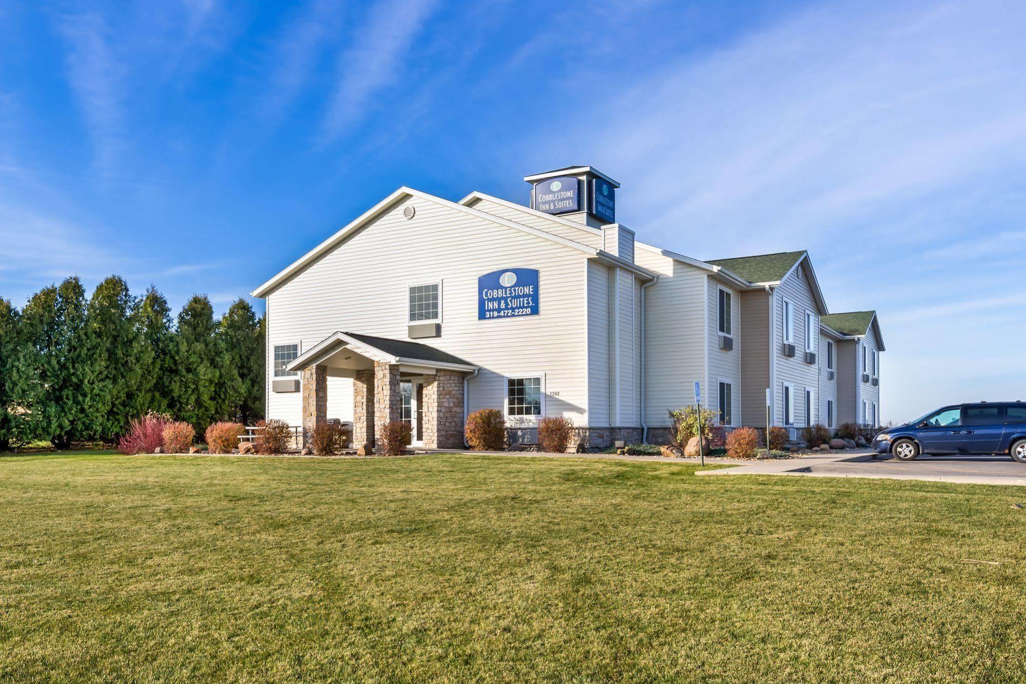 Cobblestone Inn & Suites - Vinton, Ia Ngoại thất bức ảnh