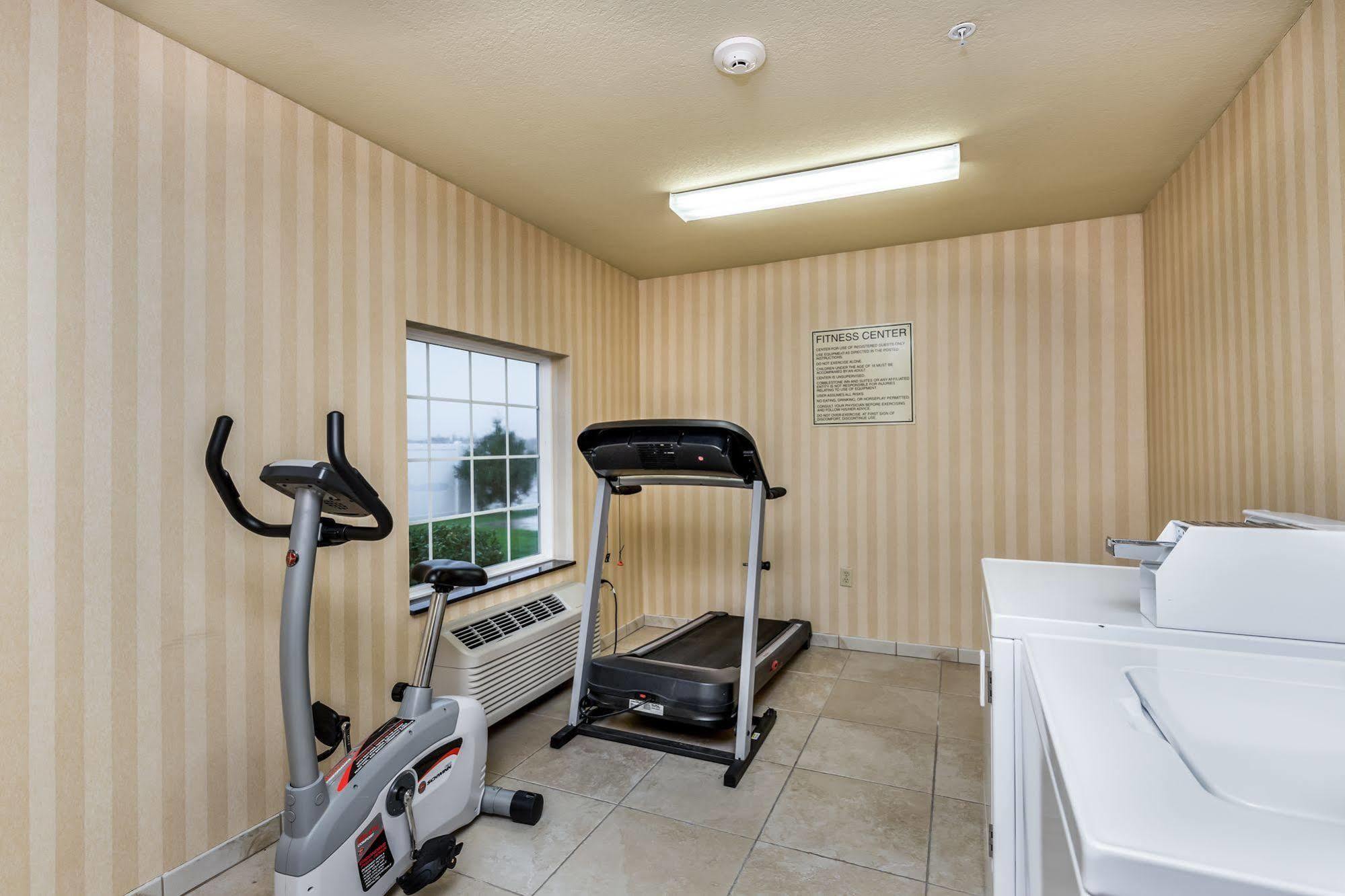 Cobblestone Inn & Suites - Vinton, Ia Ngoại thất bức ảnh