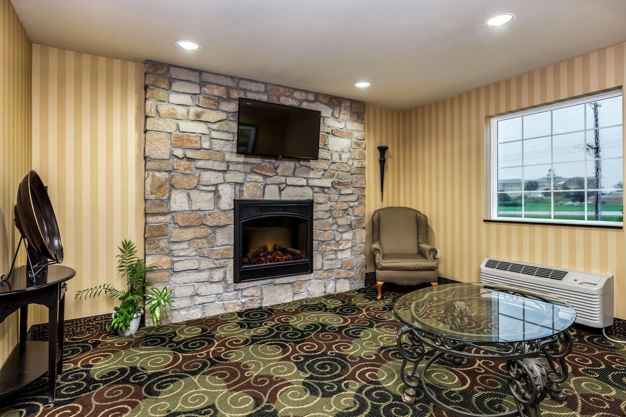 Cobblestone Inn & Suites - Vinton, Ia Ngoại thất bức ảnh