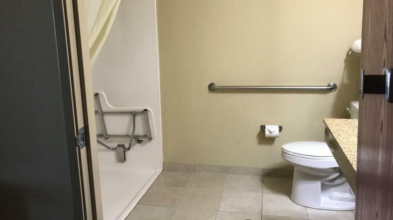 Cobblestone Inn & Suites - Vinton, Ia Ngoại thất bức ảnh