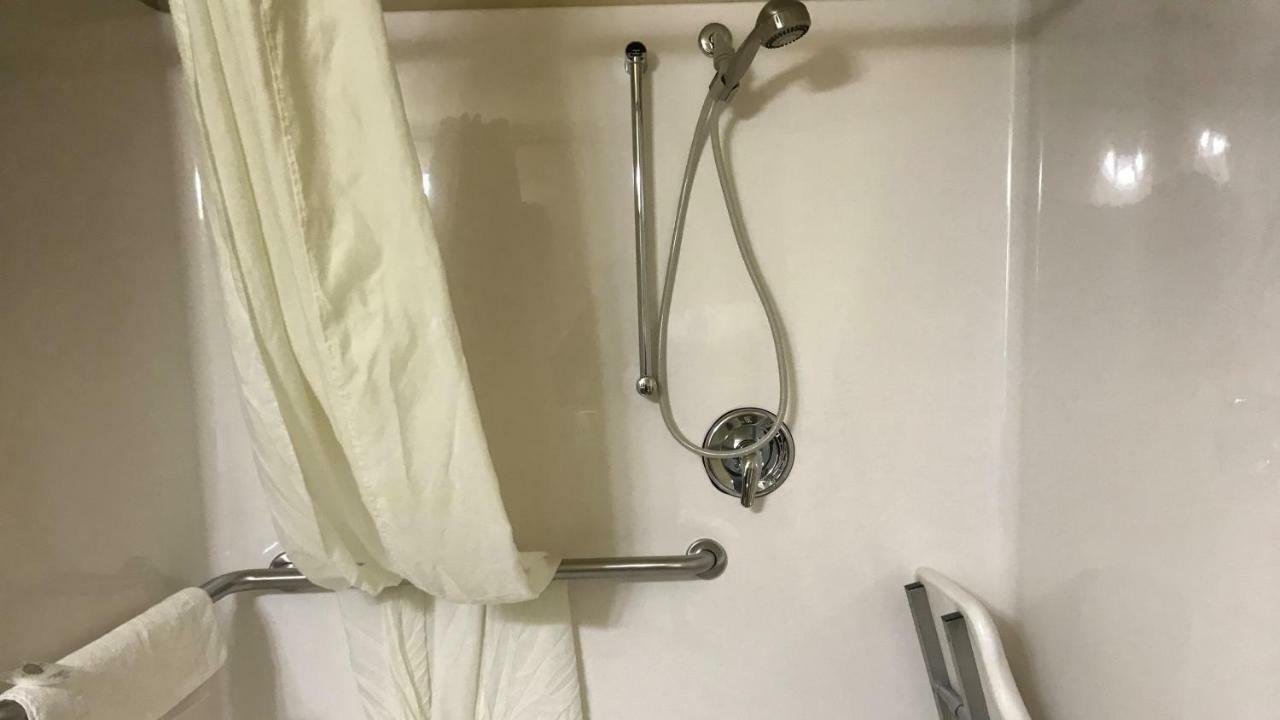 Cobblestone Inn & Suites - Vinton, Ia Ngoại thất bức ảnh