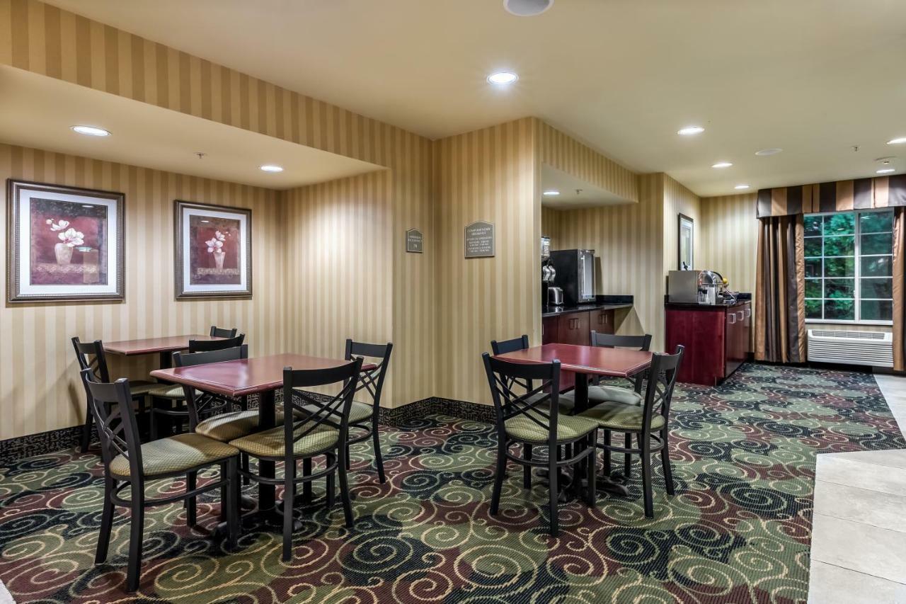 Cobblestone Inn & Suites - Vinton, Ia Ngoại thất bức ảnh