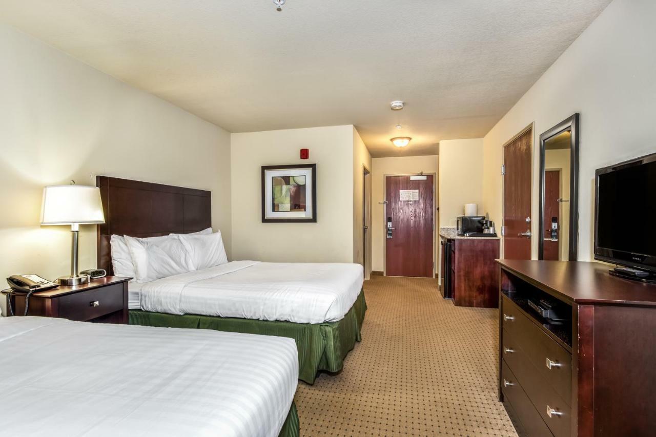 Cobblestone Inn & Suites - Vinton, Ia Ngoại thất bức ảnh